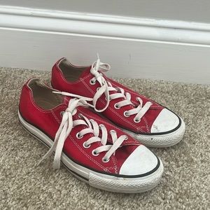 Unisex Red converse M5, W7 lo top